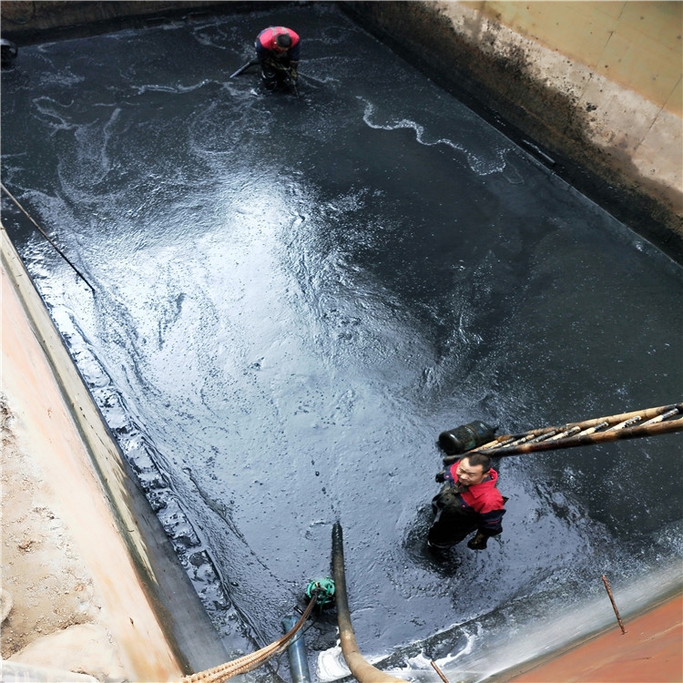 衢江废水池清理
